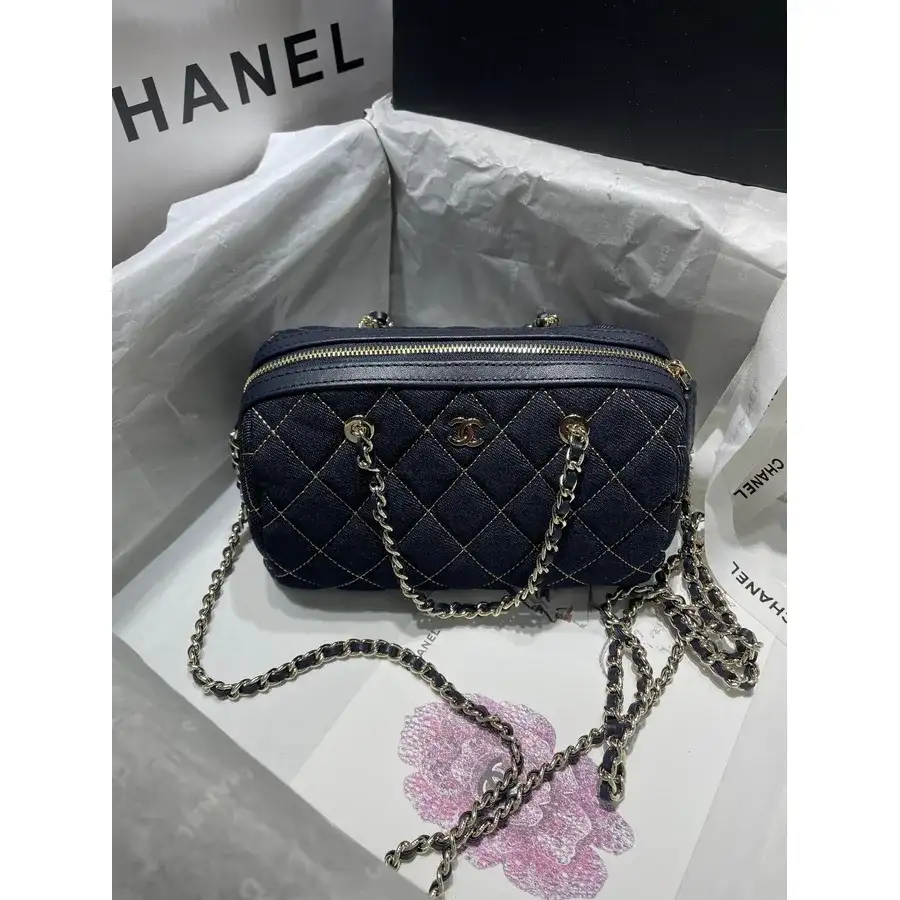Chanel navy caviar-grained leather crossbody bag catalog photo