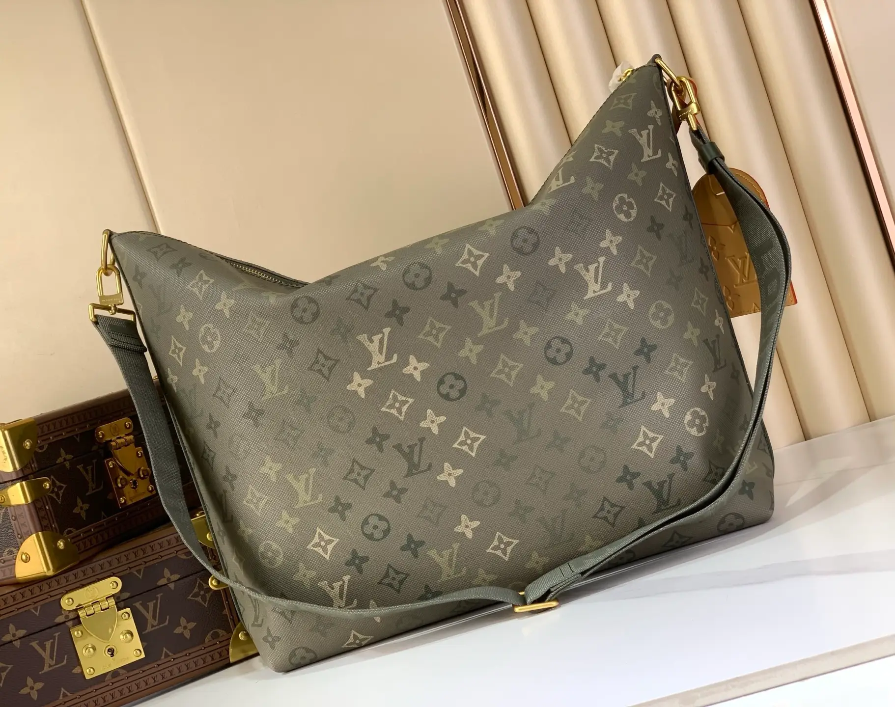 Louis Vuitton grey canvas shoulder bag catalog photo