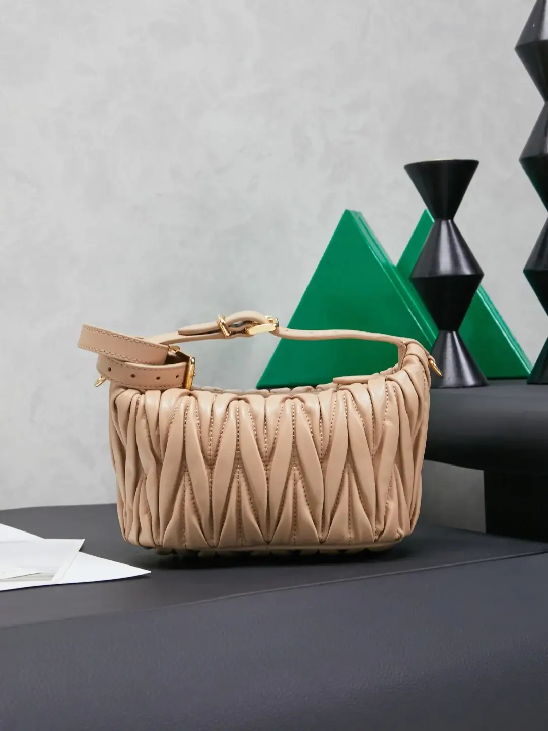 Miu Miu cream leather shoulder bag catalog photo