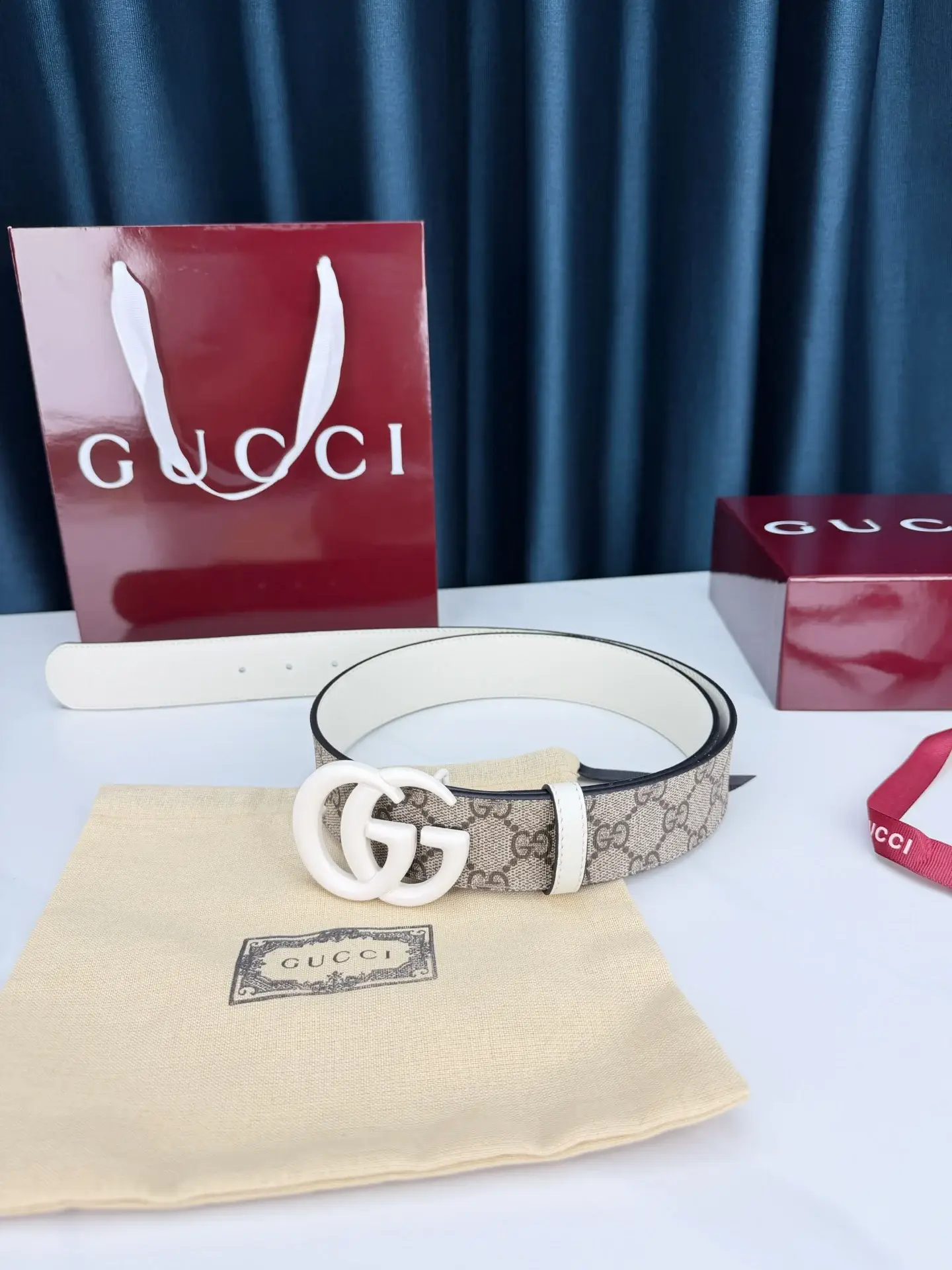 Gucci cream canvas belt catalog photo