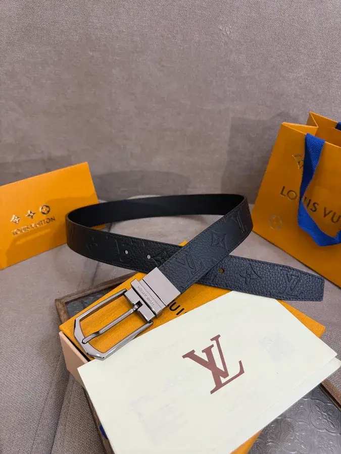 Louis Vuitton black calfskin belt catalog photo