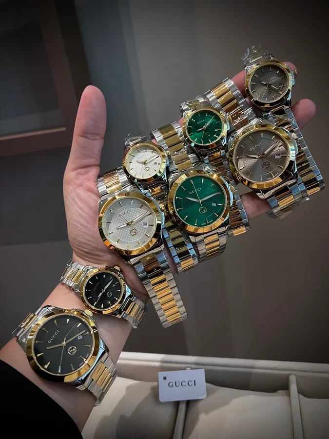Gucci gold watch catalog photo