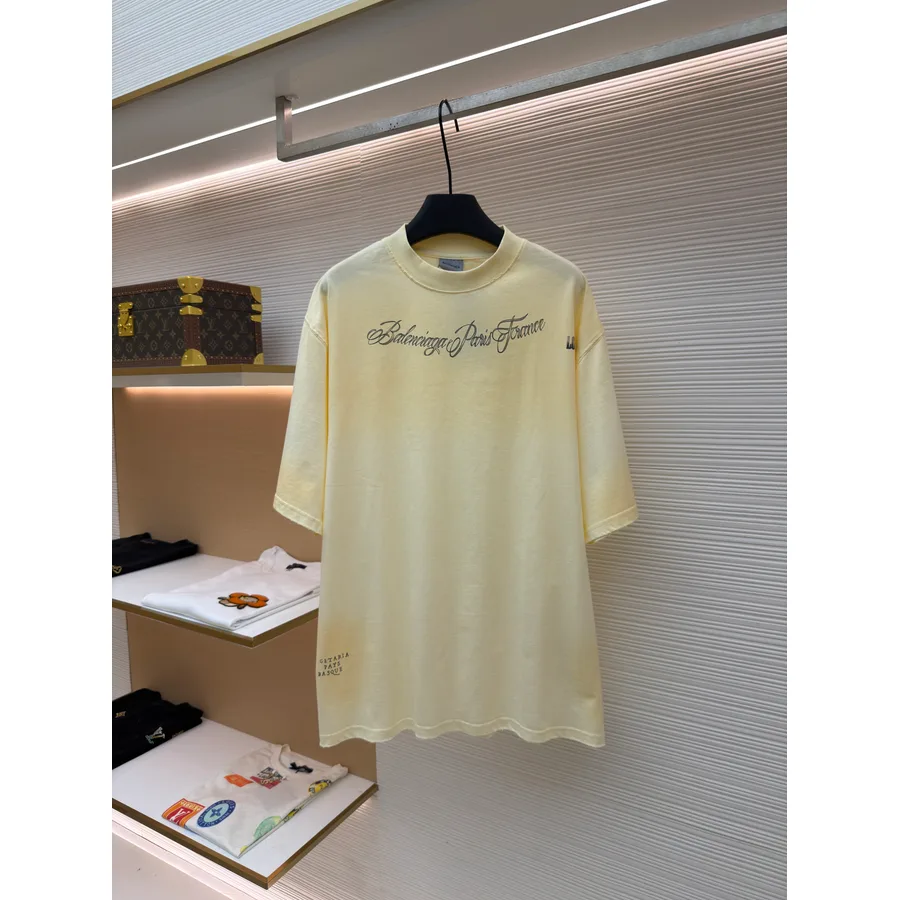 Balenciaga yellow garment — ref 819658