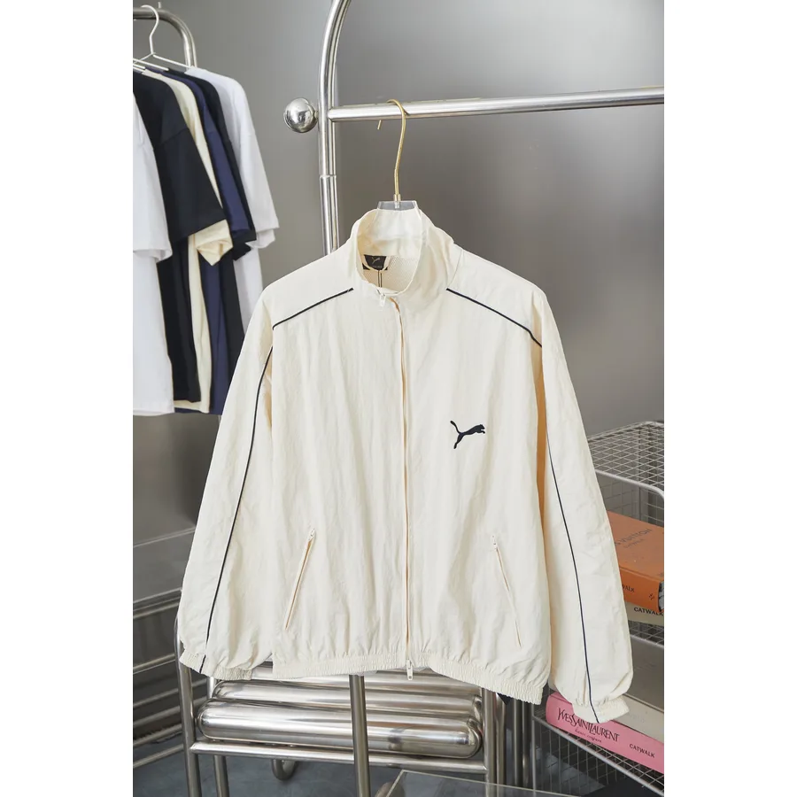 Balenciaga cream garment — ref 821190