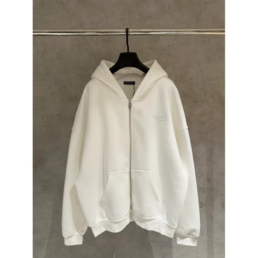 Balenciaga white garment — ref 826983