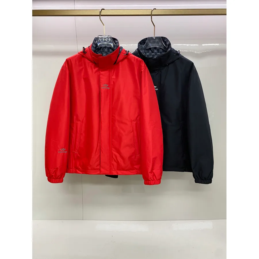 Balenciaga red garment — ref 832089