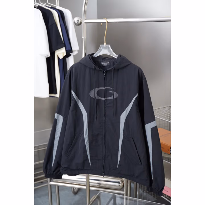 Balenciaga black jacket — ref 821162
