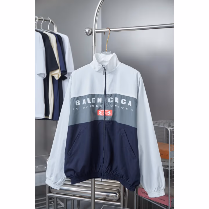 Balenciaga navy jacket — ref 821017