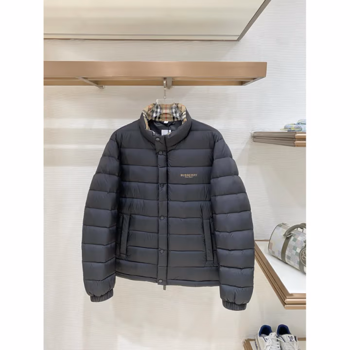 Burberry black down jacket — ref 827225