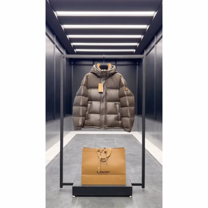 Burberry brown down jacket — ref 838933