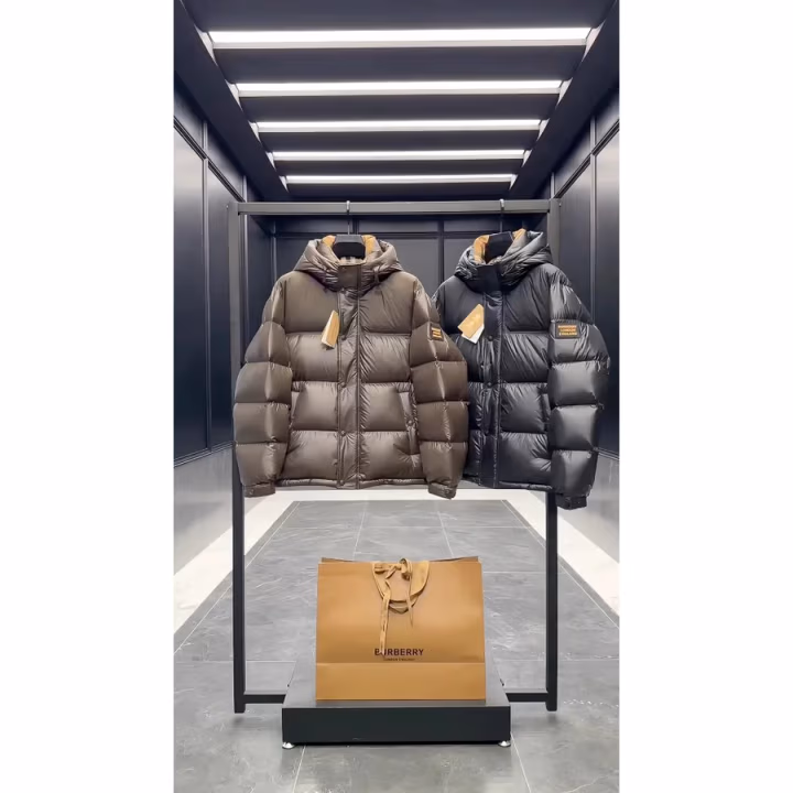 Burberry brown down jacket — ref 838935