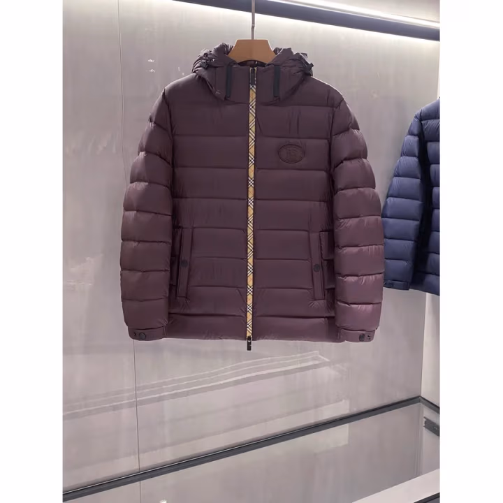 Burberry burgundy down jacket — ref 833322