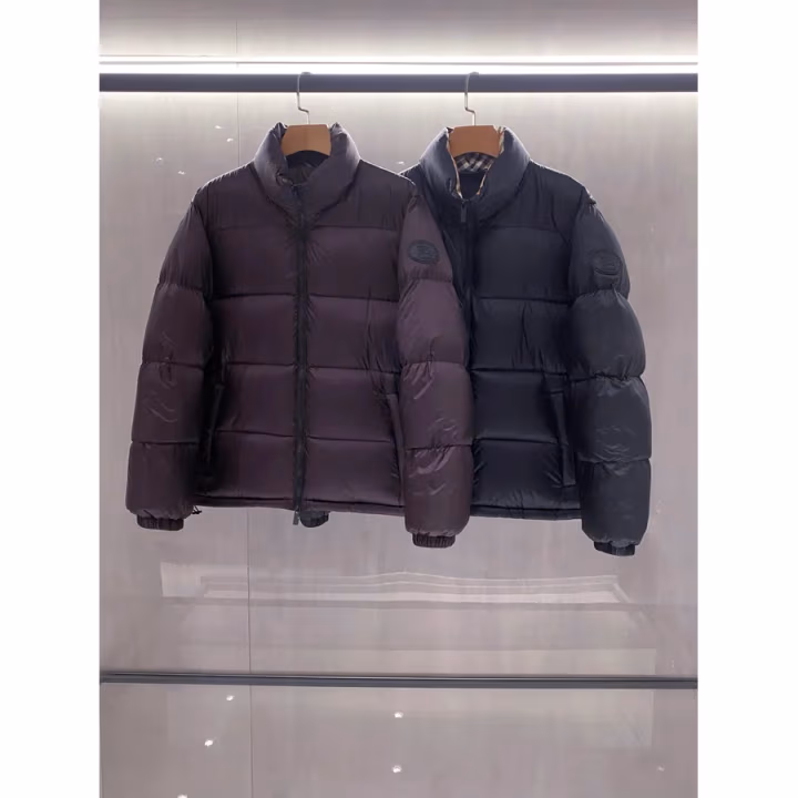 Burberry burgundy down jacket — ref 833342
