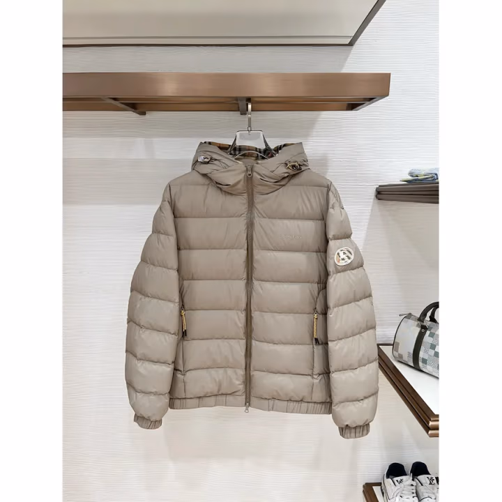 Burberry cream down jacket — ref 824772