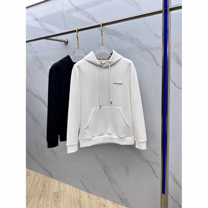 Burberry white hoodie — ref 810217