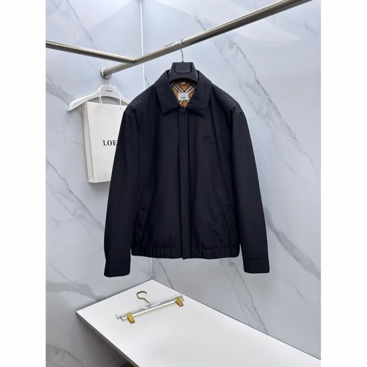 Burberry black jacket — ref 826413