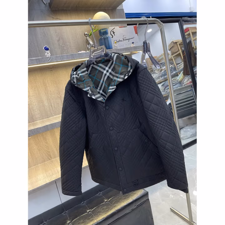 Burberry black jacket — ref 836559