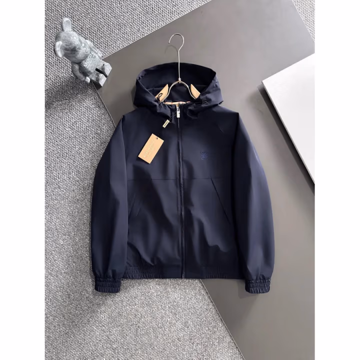 Burberry navy jacket — ref 821210