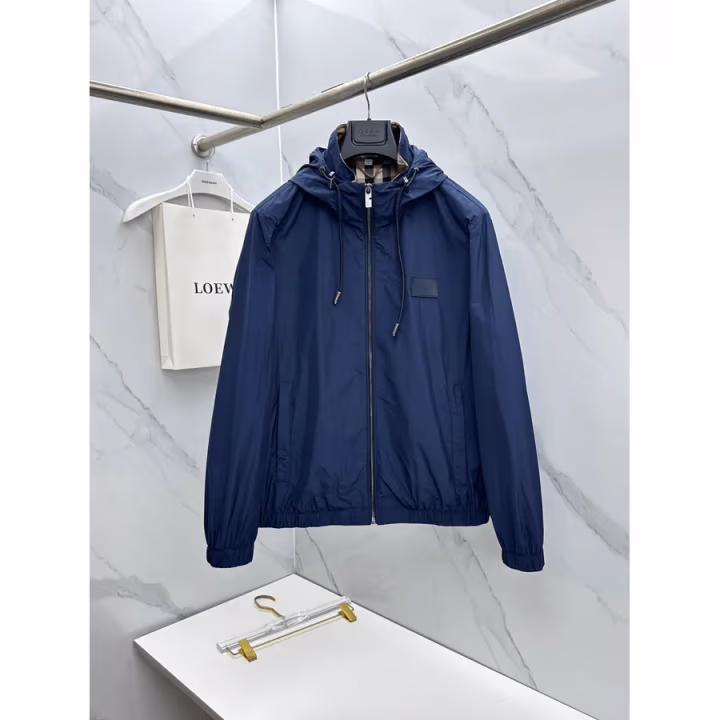 Burberry navy jacket — ref 826418