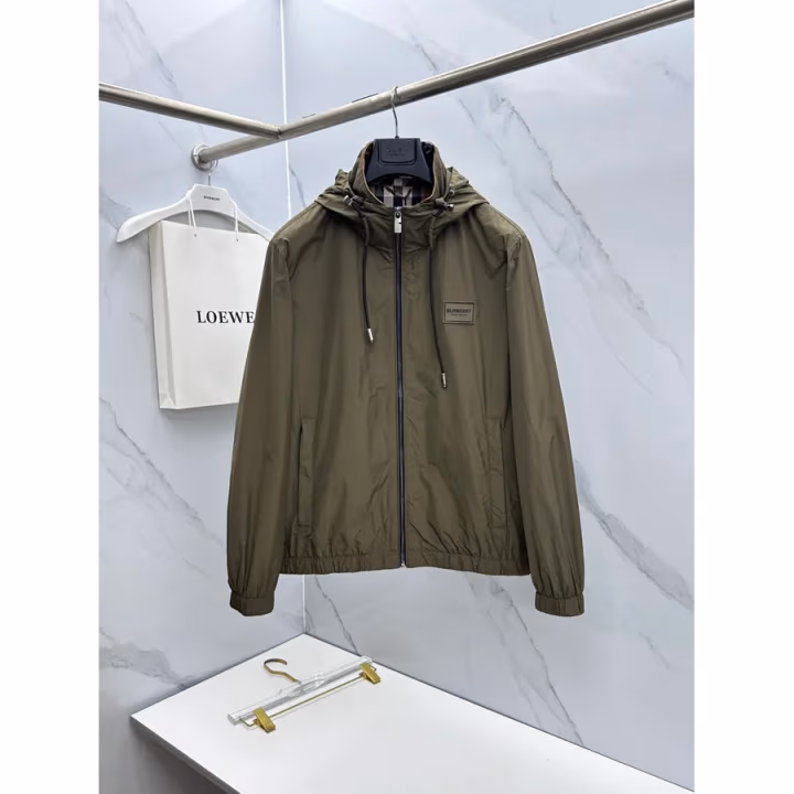 Burberry jacket — ref 826419