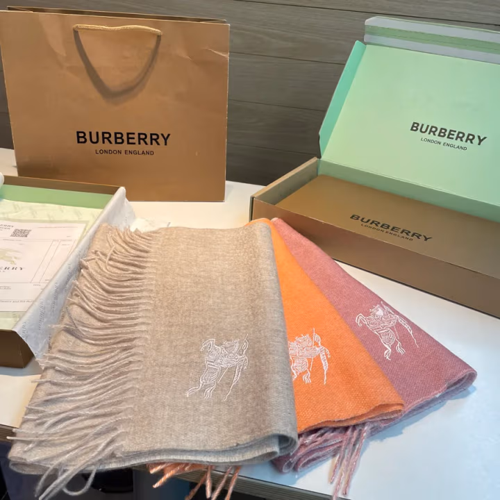 Burberry grey scarf — ref 844984