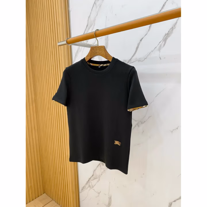 Burberry black T-shirt — ref 821230