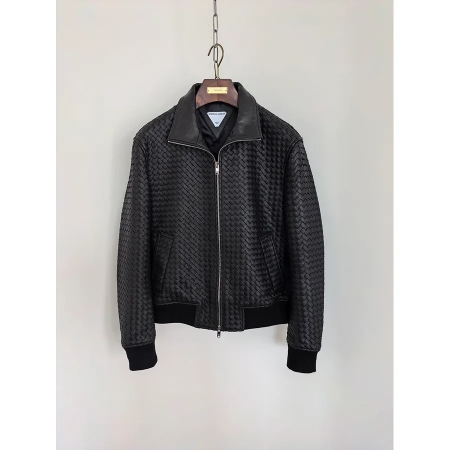 Bottega Veneta black garment — ref 814585