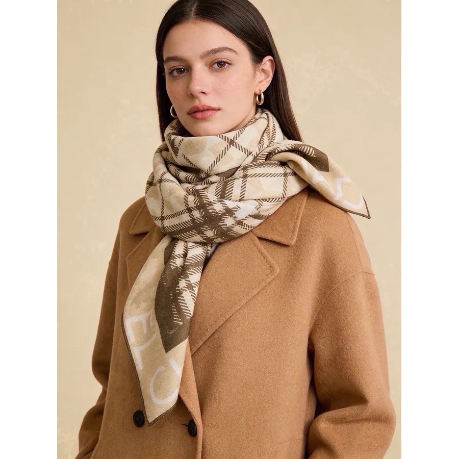 Chanel caramel accessory — ref 811715