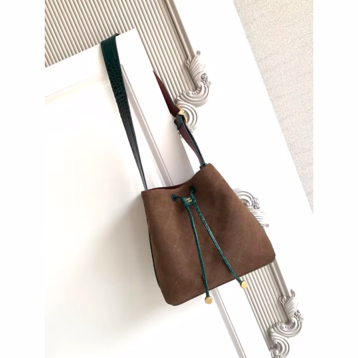 Chanel brown bucket bag — ref 794702