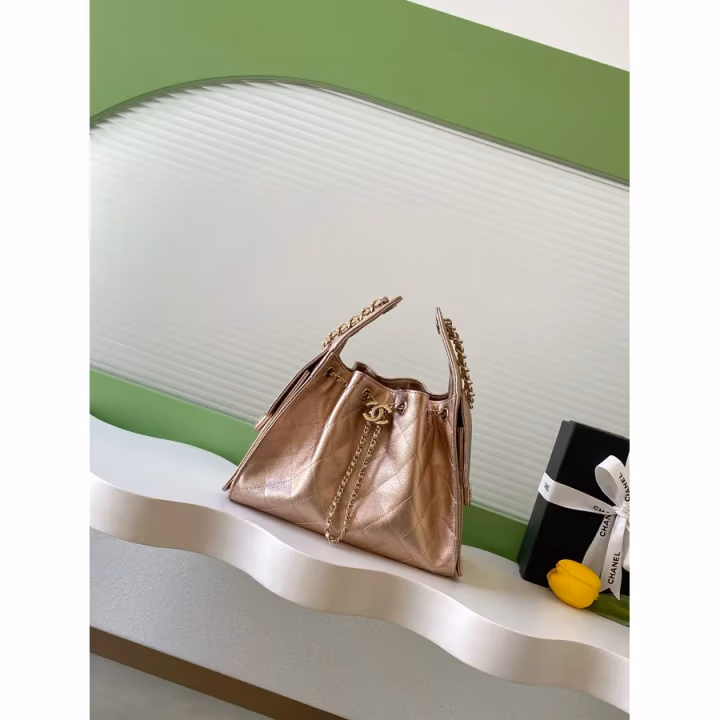 Chanel gold bucket bag — ref 817293