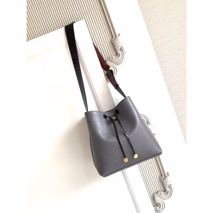 Chanel grey bucket bag — ref 794705