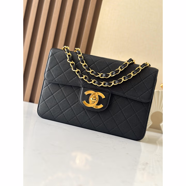 Chanel black caviar flap bag — ref 788705
