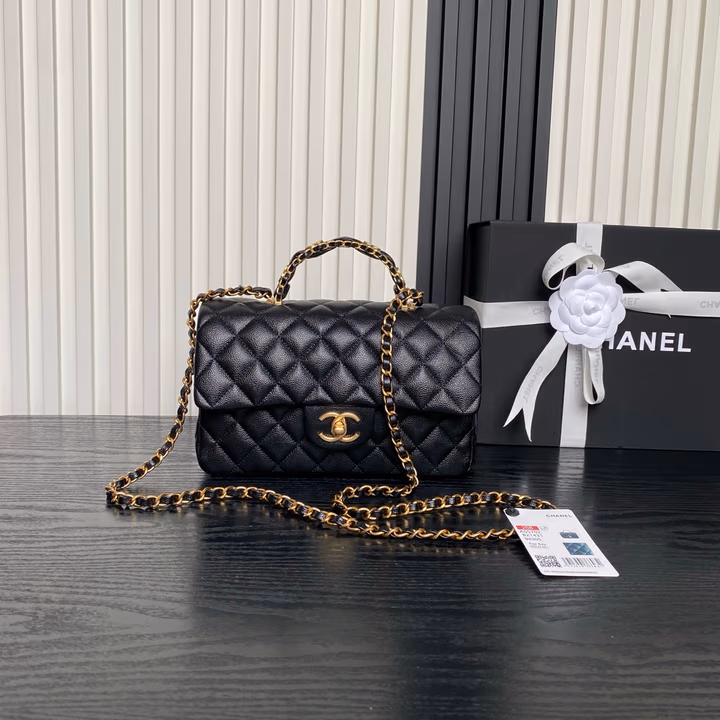 Chanel black caviar flap bag — ref 794501