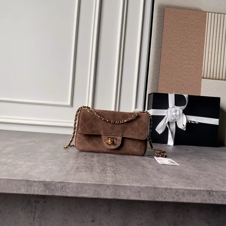 Chanel brown caviar flap bag — ref 797721