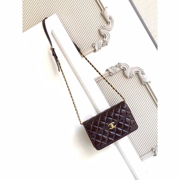 Chanel burgundy caviar flap bag — ref 786164