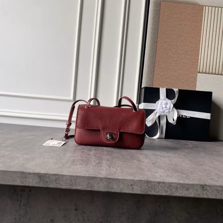 Chanel burgundy caviar flap bag — ref 794646
