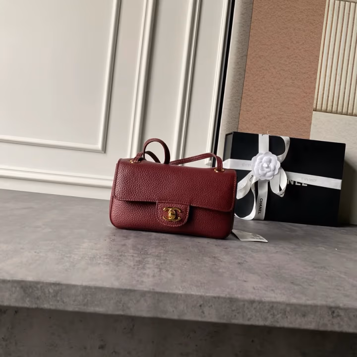 Chanel burgundy caviar flap bag — ref 794648