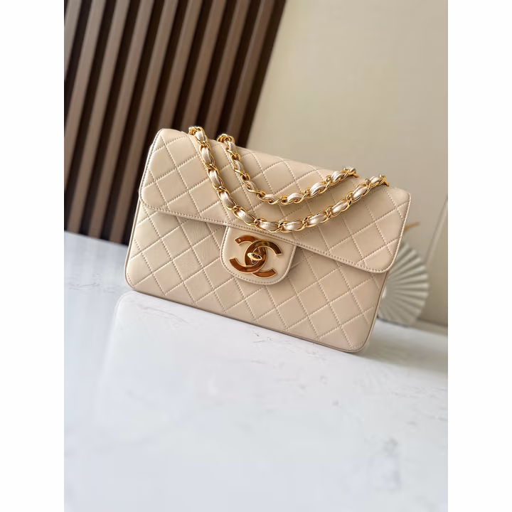 Chanel cream caviar flap bag — ref 788708