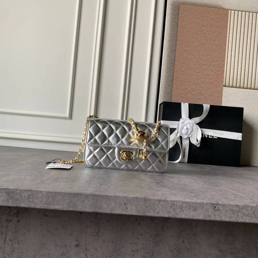 Chanel silver mini bag — ref 823746