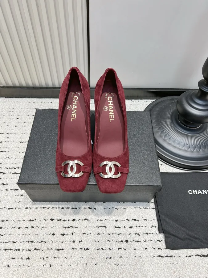 Chanel burgundy shoe — ref 792602