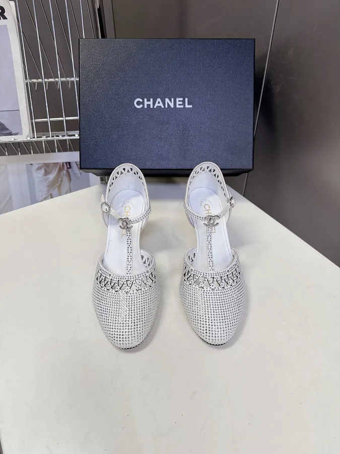 Chanel silver shoe — ref 792232