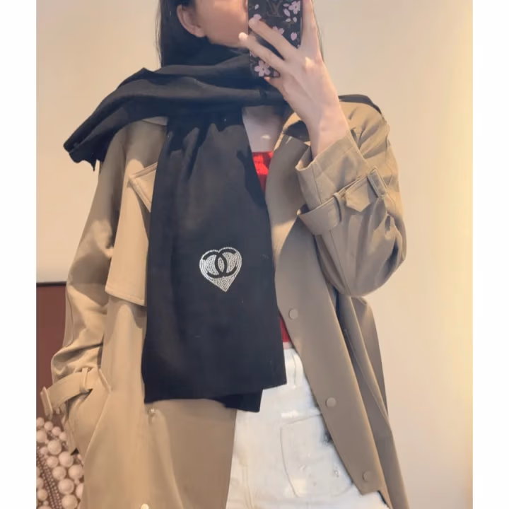 Chanel black silk scarf — ref 844954