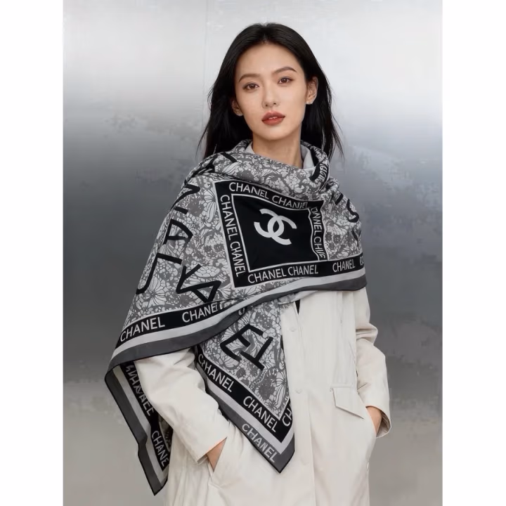 Chanel grey silk scarf — ref 811783