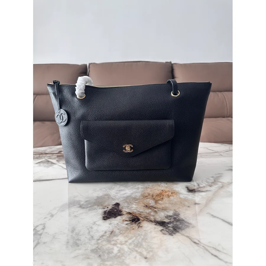 Chanel black tote bag — ref 829771