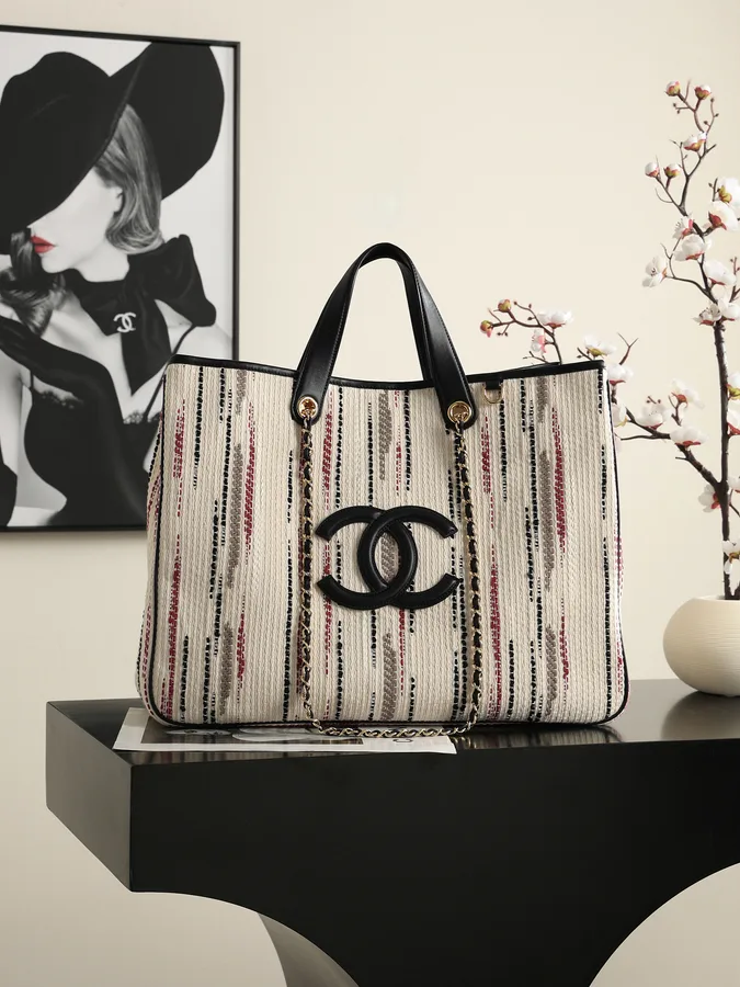 Chanel cream tote bag — ref 795563