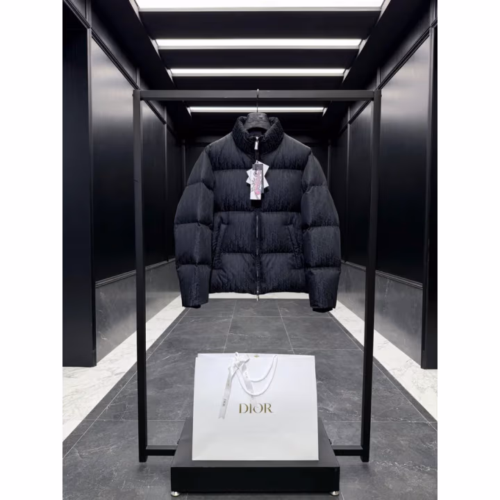 Dior black down jacket — ref 843535