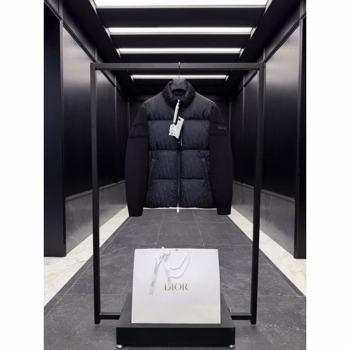 Dior black down jacket — ref 843537