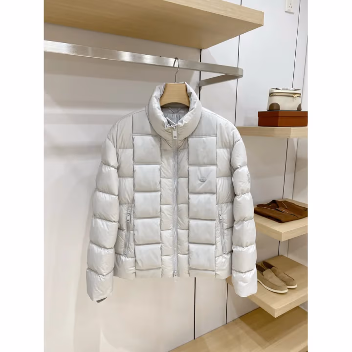 Dior white down jacket — ref 824722