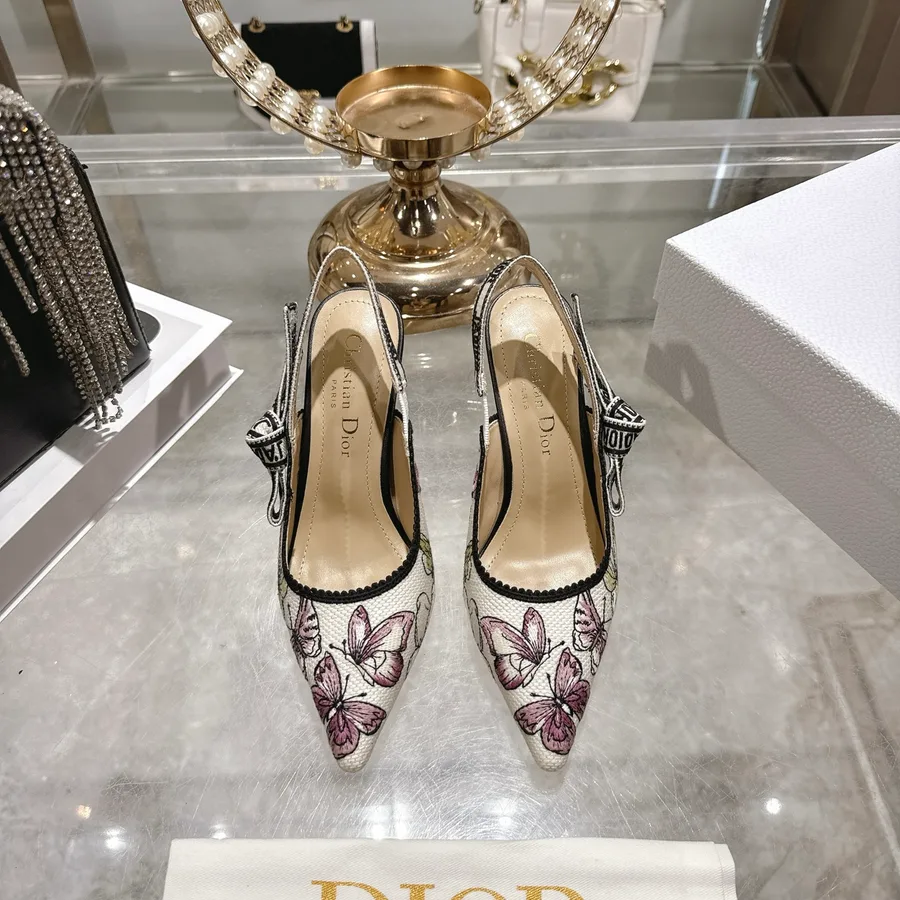 Dior white shoe