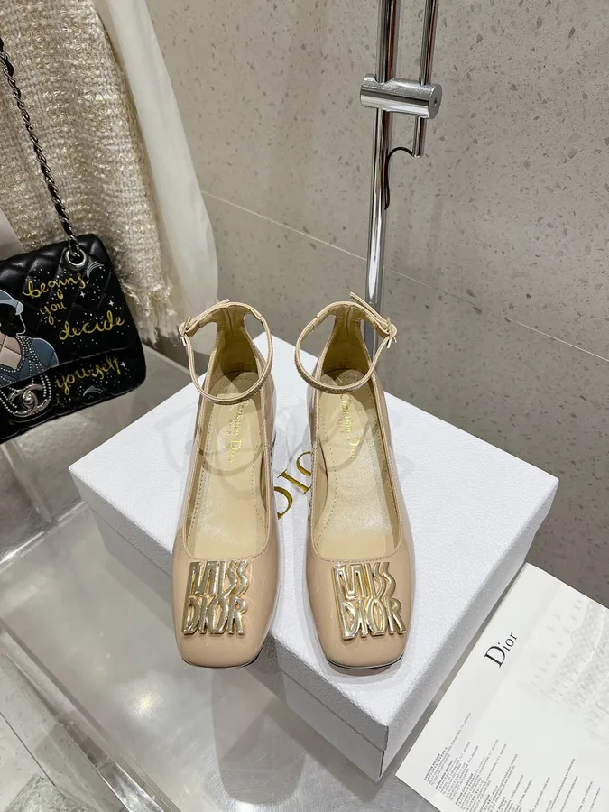 Dior cream shoe
